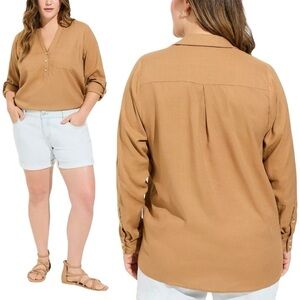 TORRID Linen Pocket Henley Long Sleeve Tunic Top